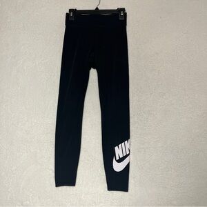 Nike Sportswear Essential High-waisted Logo Leggings Black Small